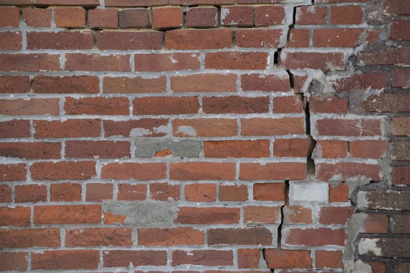 Who Does Brick Repairs